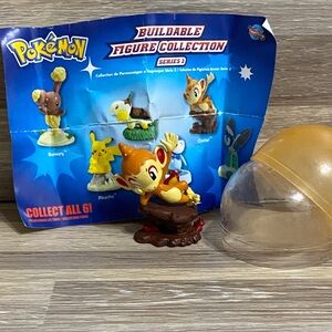Pokemon Buildable Figure - Chimchar with Red and Yellow Accents